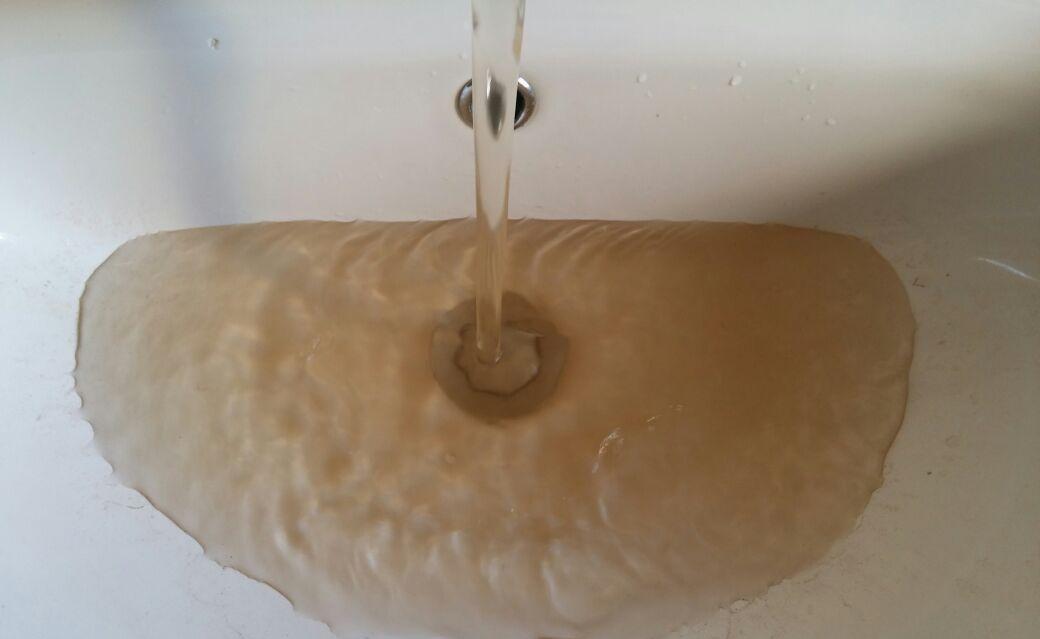 Troppi metalli, acqua non potabile a Lei