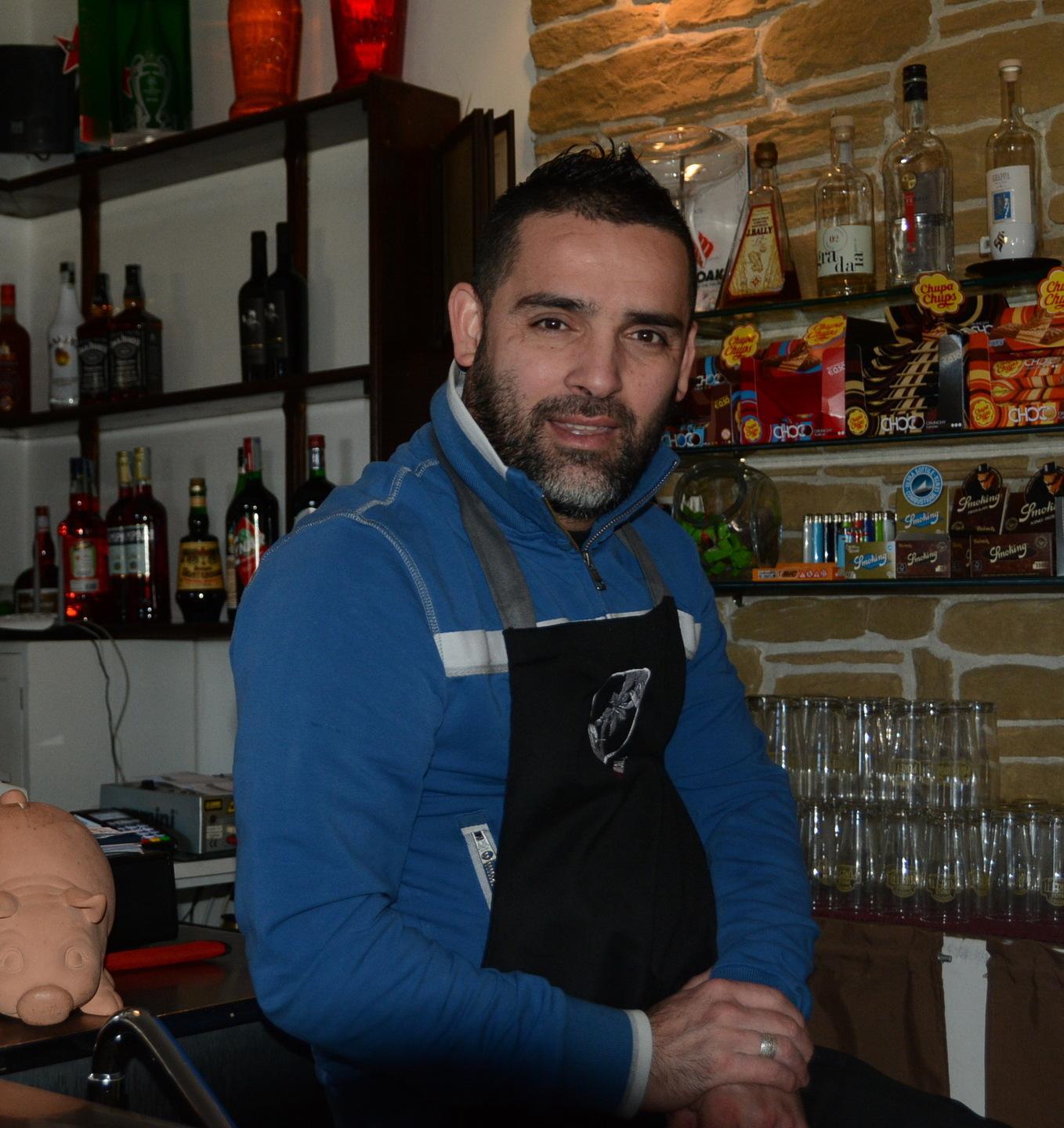 Vaccileddi non ha paura «Restiamo un’isola felice» 