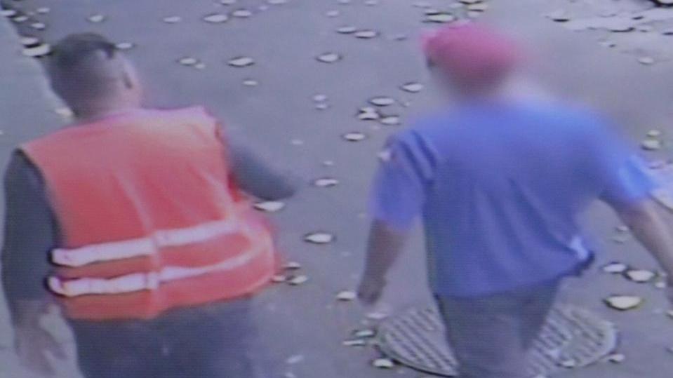 Rapinano una 90enne: quattro arresti