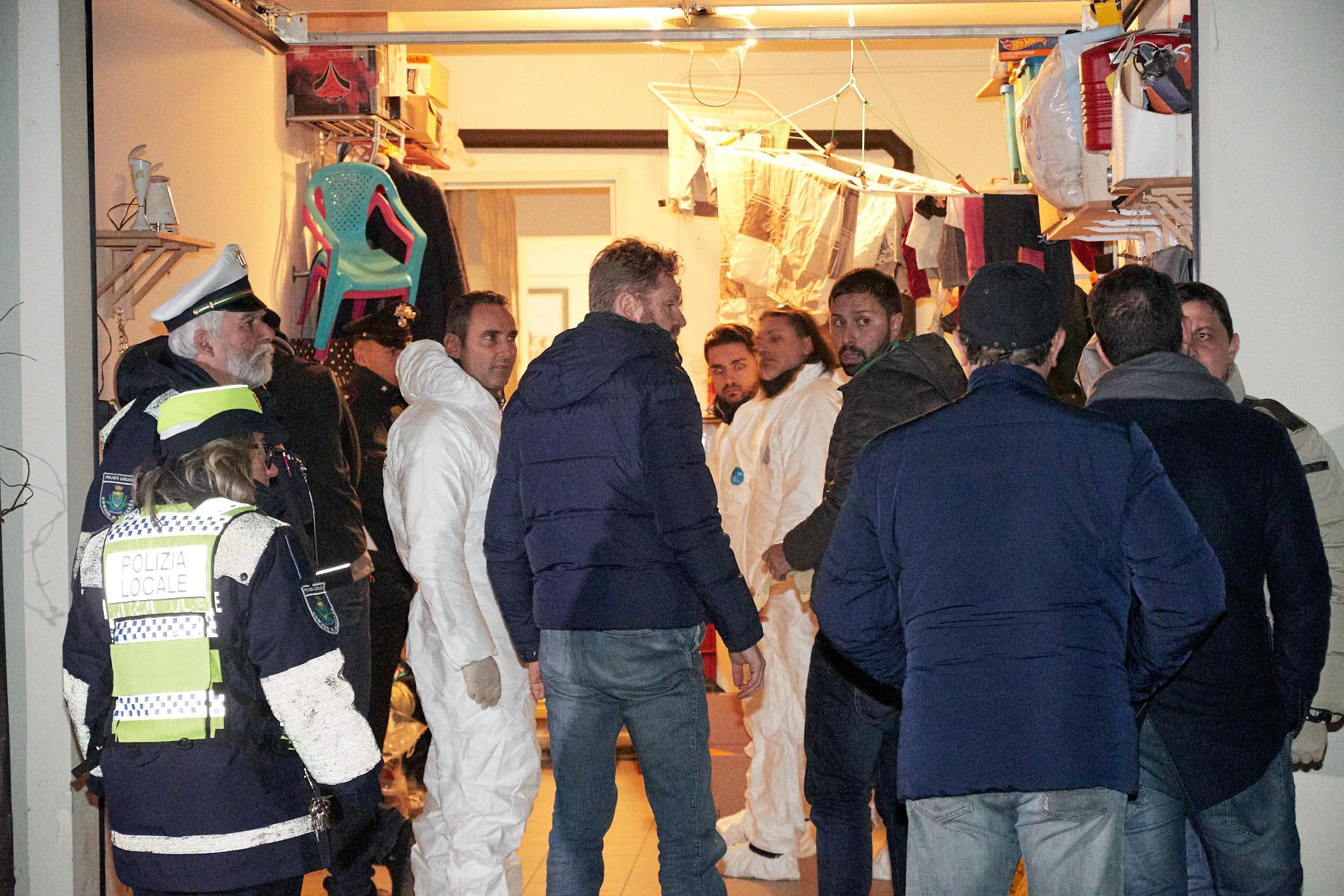 Tragedia di Luzzara, lo strazio del padre dei due bimbi uccisi: «Che cos’ha fatto...» 
