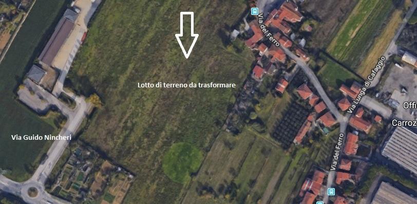 Campo sportivo e bosco in cambio di due capannoni 