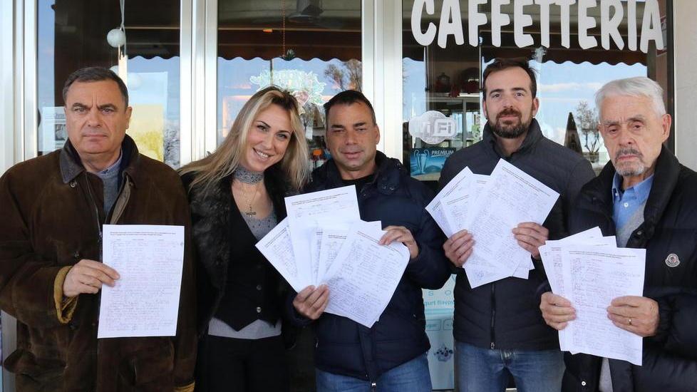Firme per dire no alla sosta a pagamento