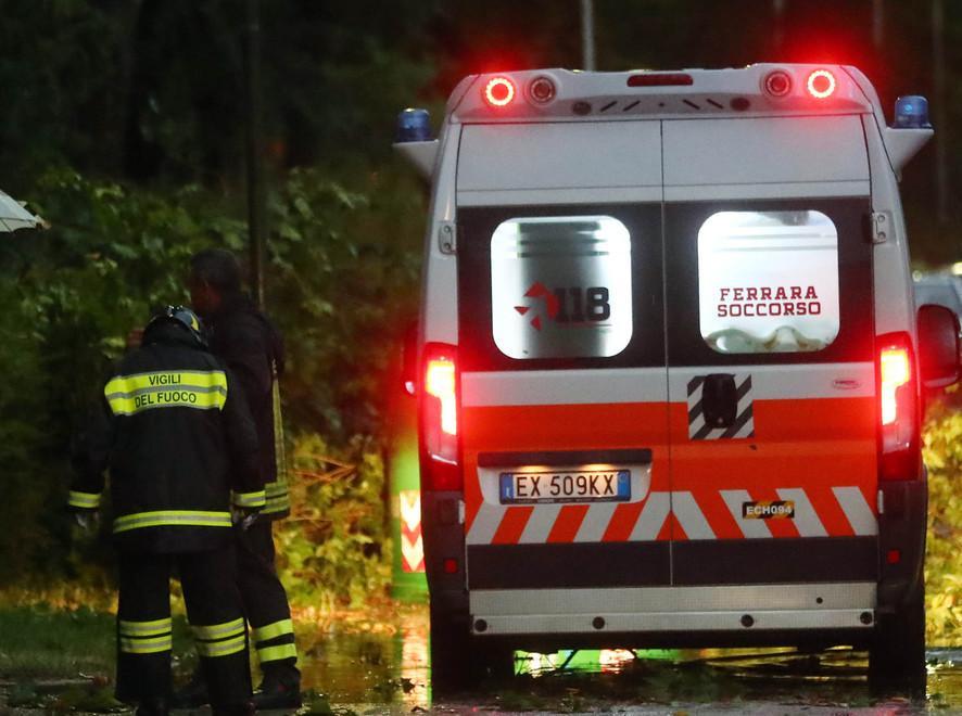 Anziana investita da un’auto 