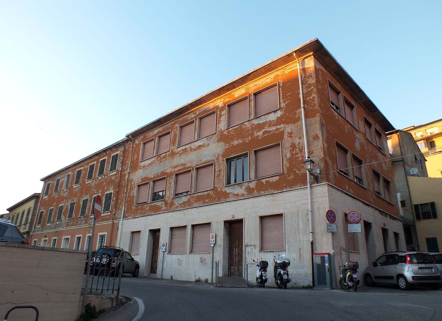 Gli ex licei di via Cavour