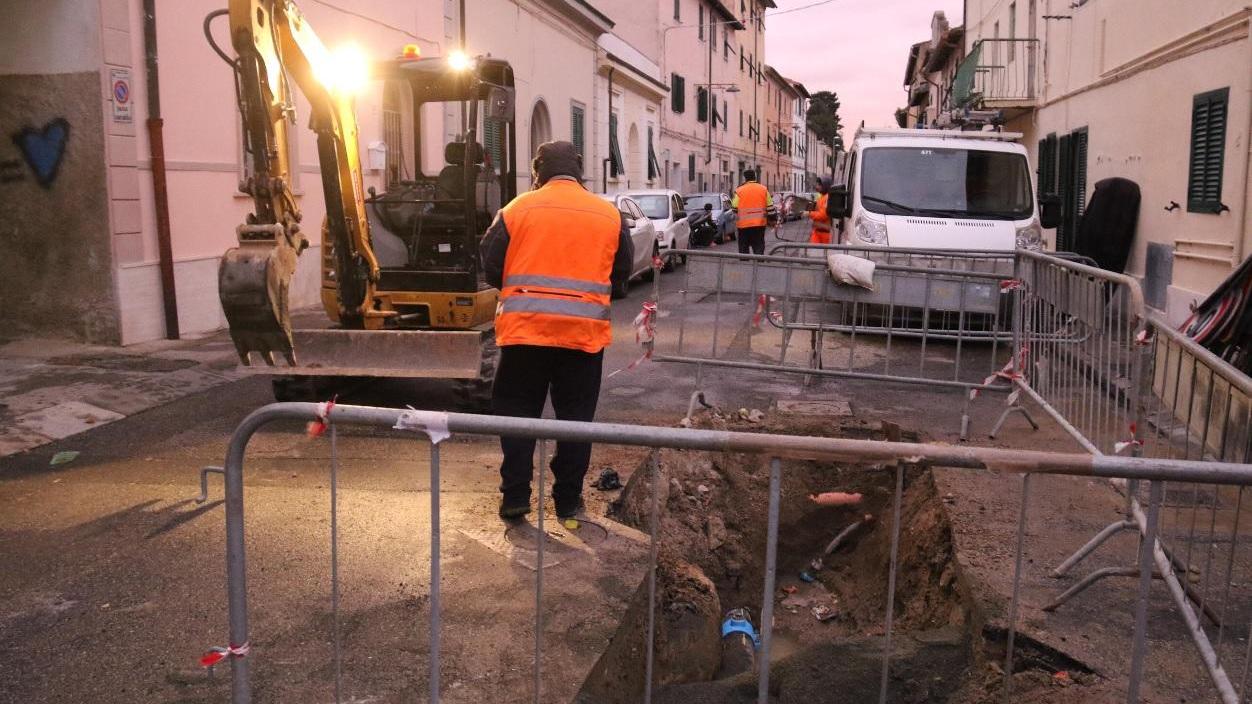 La zona del guasto nel sottosuolo di via del Vigna (Repetti Pentafoto)