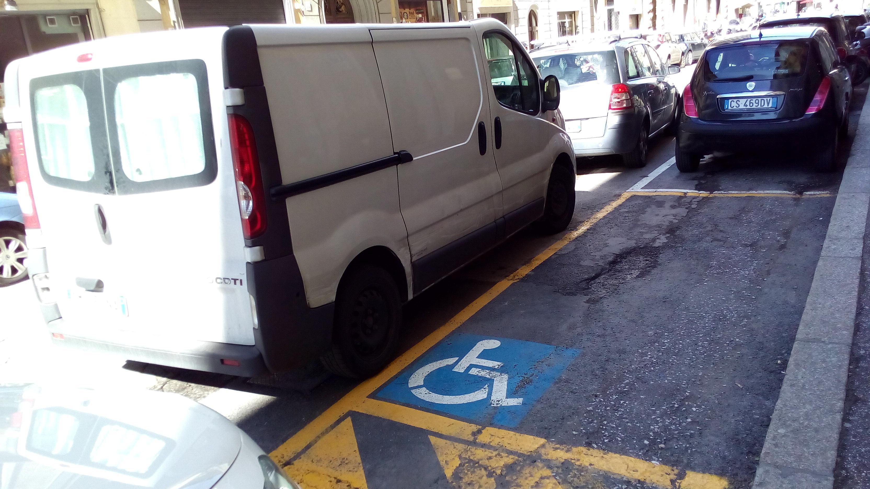 Un posto auto per disabili