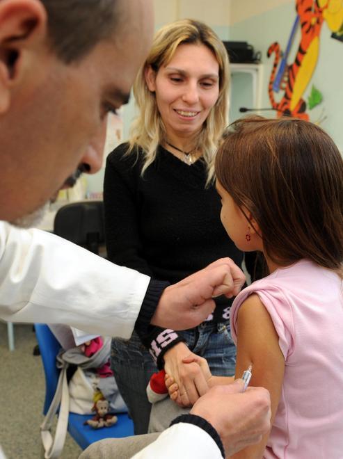 Bimba esclusa dall’asilo, sconfitti i no-vax 