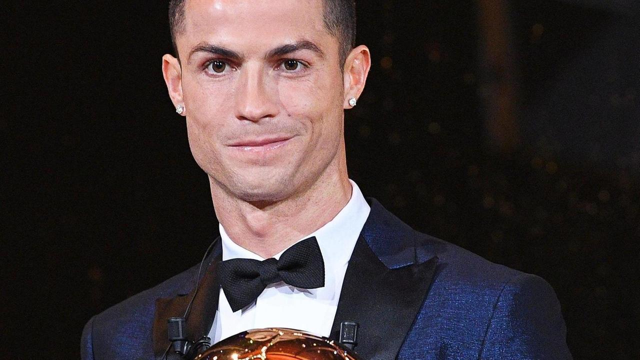 Pallone d’Oro, Cristiano Ronaldo eguaglia Messi