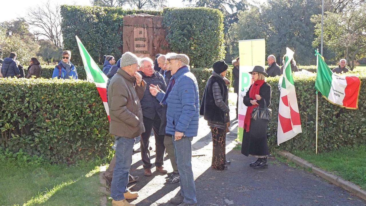 "No alla violenza fascista": solo una trentina di persone alla manifestazione del Pd