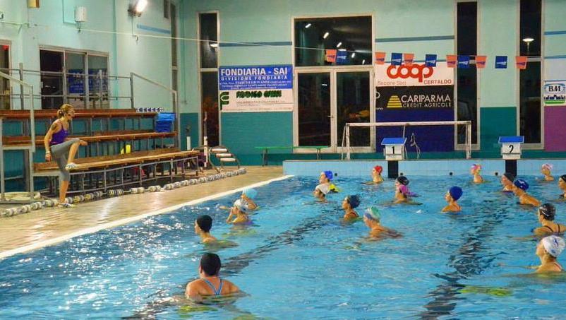 Piscina con una vasca in più e impatto energetico zero 