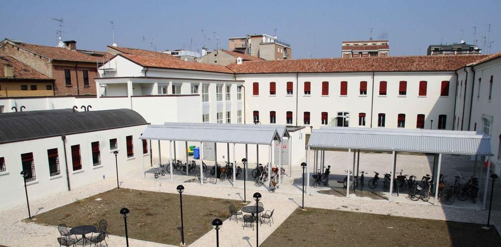 «Unife è ancora un’isola. Deve parlare con la città» 
