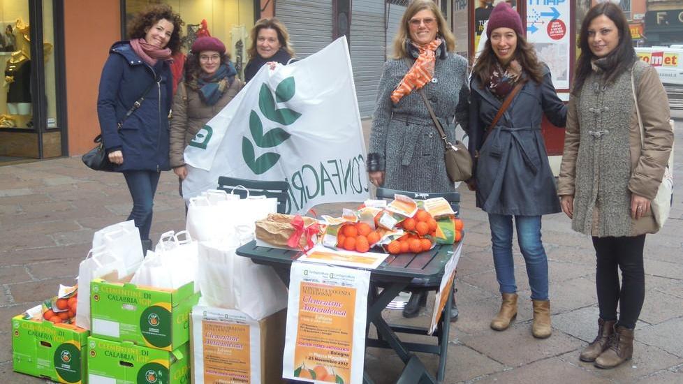 Le clementine contro la violenza