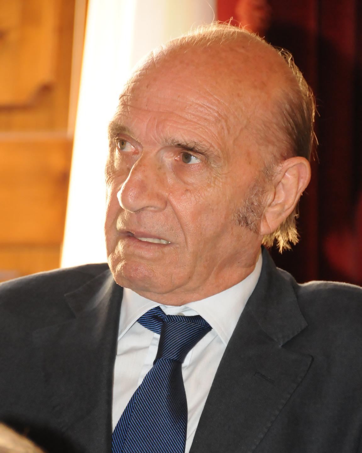 Addio a Tonino Falchi, decano della politica sassarese