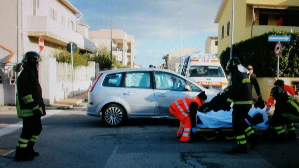Auto contro moto, gravissimo un 37enne