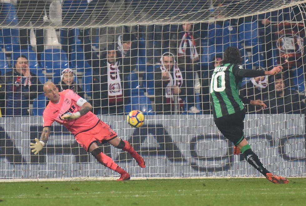 Politano: «Adesso vietato abbassare la guardia» 