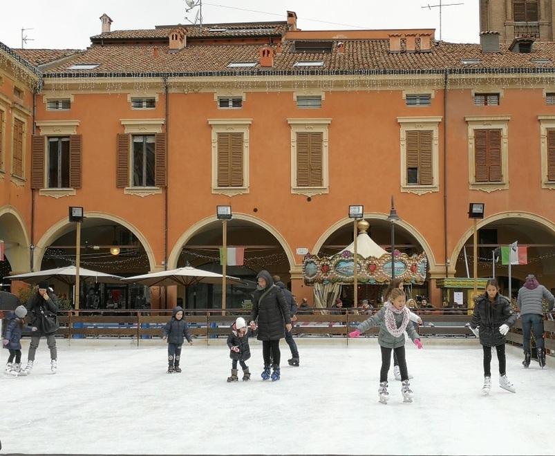 Piazza Garibaldi formato Natale 
