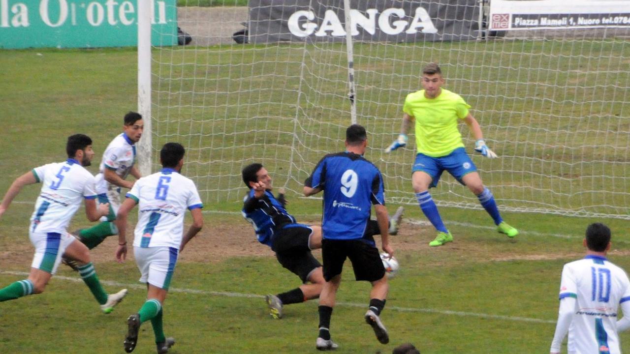 La squadra smarrisce anche la parola