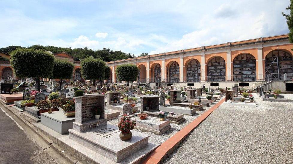Il cimitero di Pieve ampliato dai privati