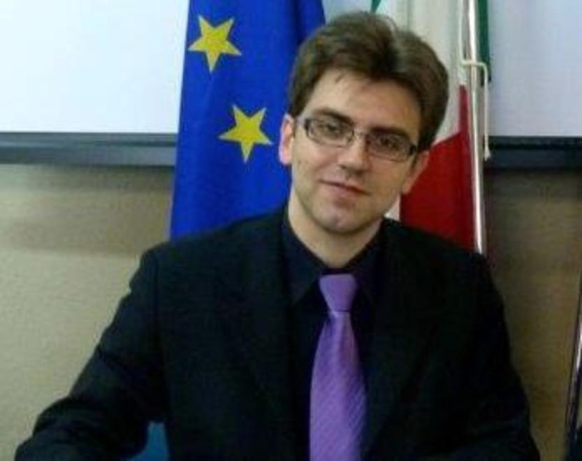 «Mai un contributo Dentro o fuori?»