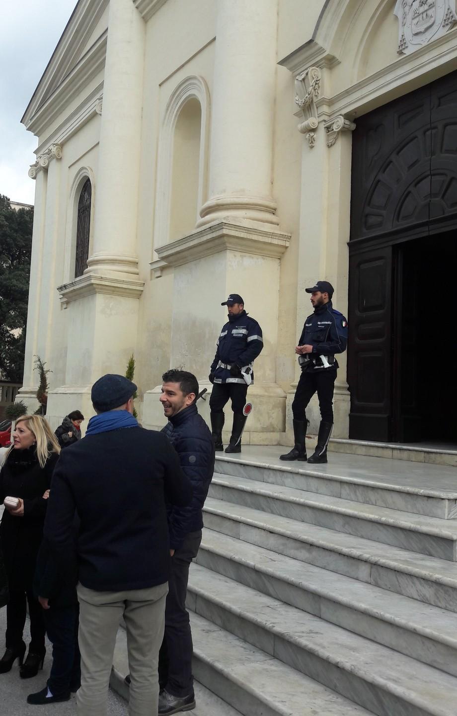 Il vescovo: «Amore verso i poveri» 