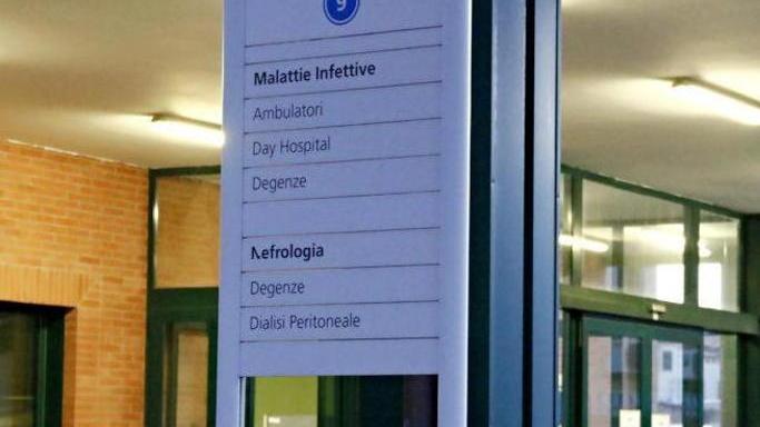 Lutto all’ospedale: la madre è infermiera «Vicini al suo dolore»