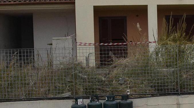 Palazzina fantasma alle porte della città