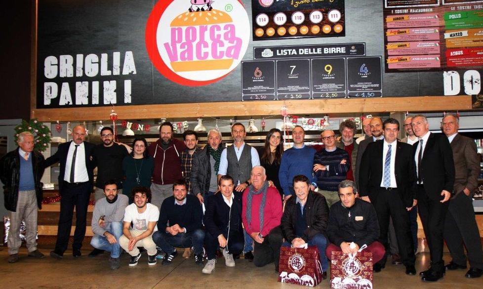 Pranzo coi giornalisti da Porca Vacca 