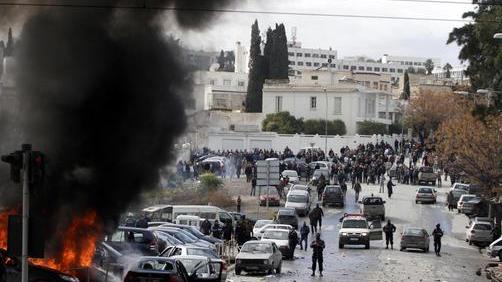 Disordini ieri a Tunisi