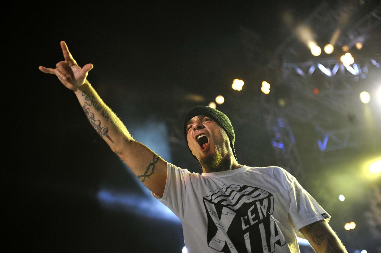 J-ax in concerto