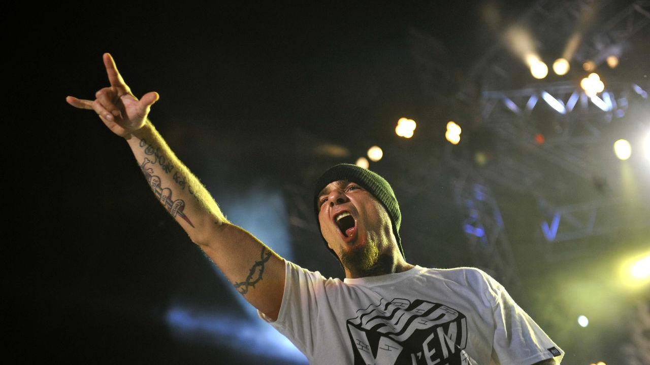 J-ax in concerto