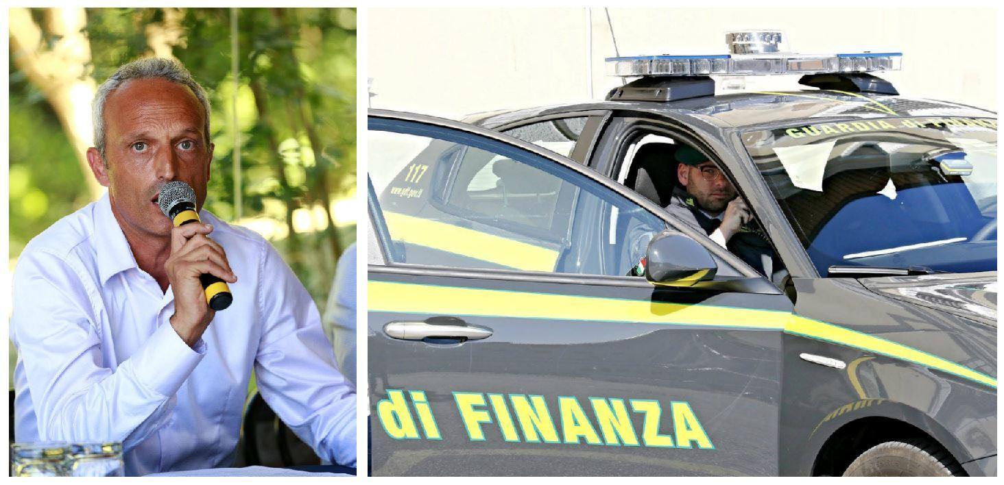 Stefano Mugnaini (Foto Agenzia Carlo Sestini) e la guardia di finanza (archivio)