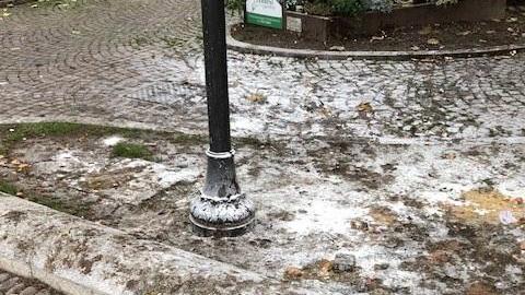 «Feste di laurea, applicare le sanzioni a chi sporca»
