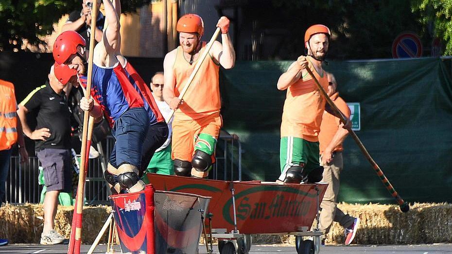Potere alle contrade dopo l’accordo all’ultimo tuffo