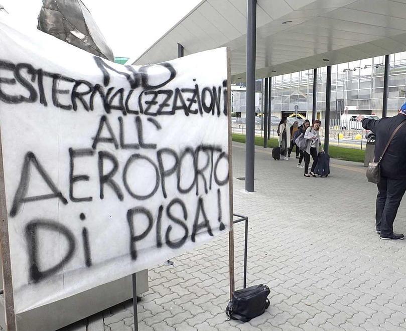 Stop dei voli al Galilei contro il piano delle esternalizzazioni