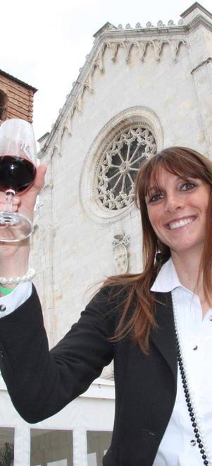 Wine Art, Valdes e Arnaldo Pomodoro in centro e a Marina