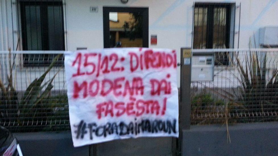 Appesi striscioni in città contro il presidio sullo Ius Soli