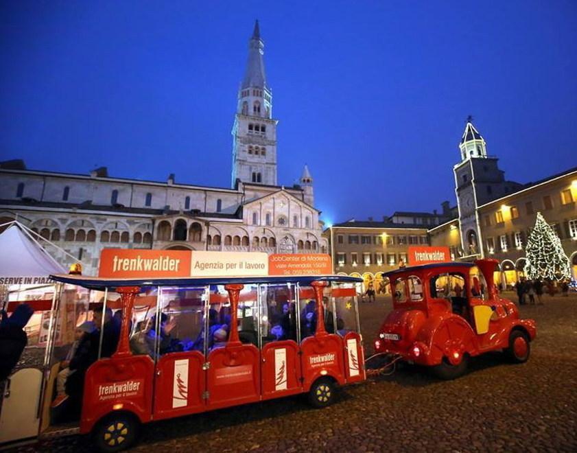 Modena, concerto di Natale e auto storiche