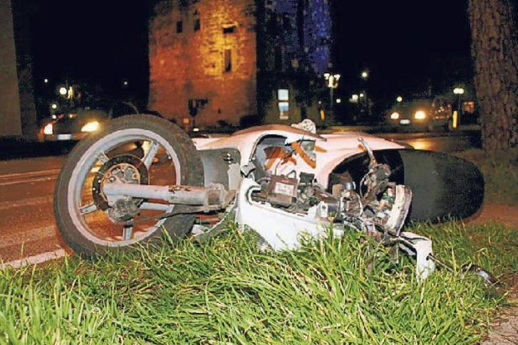 Lo scooterista ferito a Viareggio è stato trasferito a Livorno 
