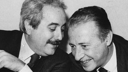 Una piazza per ricordare Falcone e Borsellino