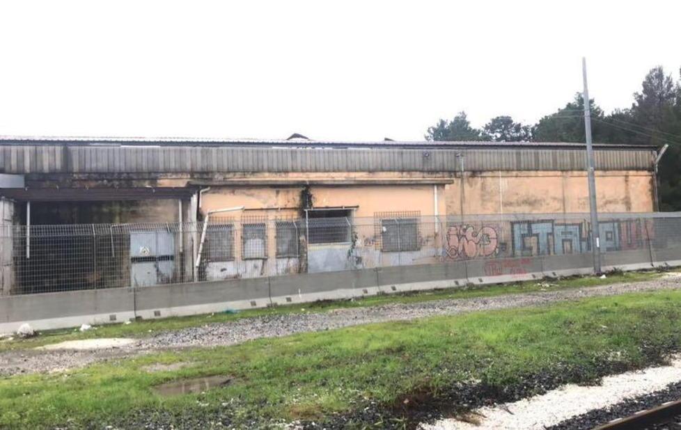 Rapine e furti in zona stazione: due arresti 