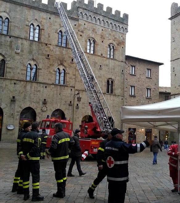 La Befana dei vigili del fuoco