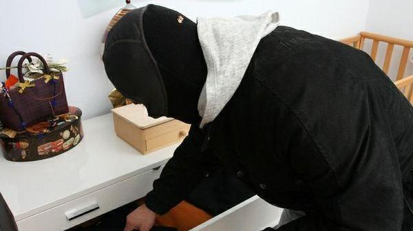«Rubati i gioielli, distrutta la casa»