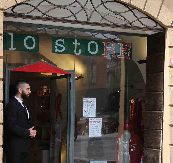 store sempre aperto
