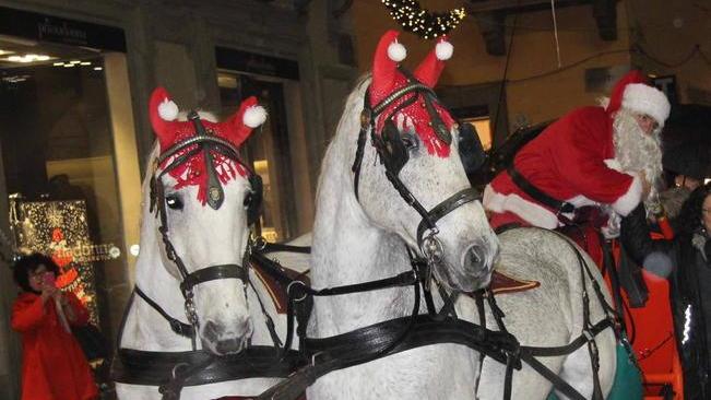 Babbo Natale in piazza Ciardi e a San Paolo