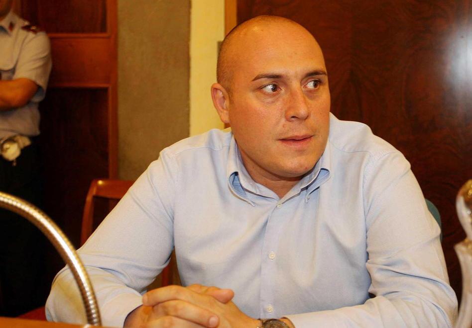 Genuino: «Politica assente sulla questione dei vigili» 