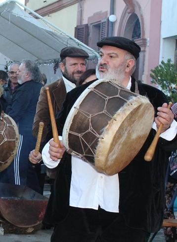 Banari, folk e musica con Carrelas in festa