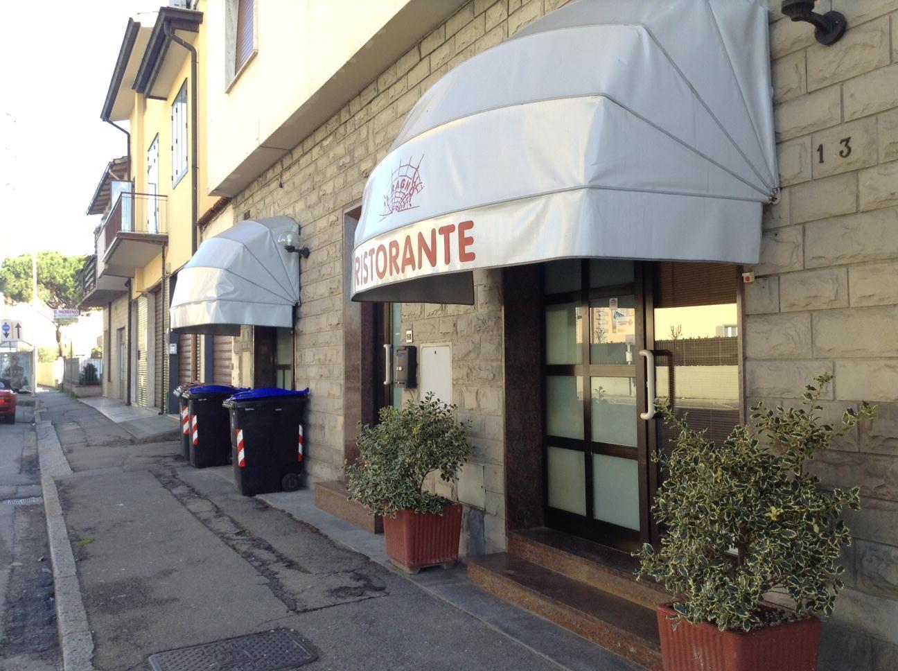 La pizzeria il Ragno in via Valentini (foto Batavia)