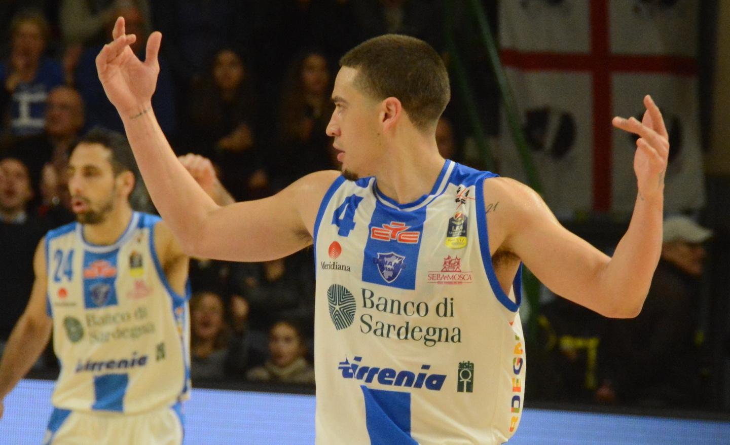 La Dinamo suona la settima grazie a un finale in crescendo 