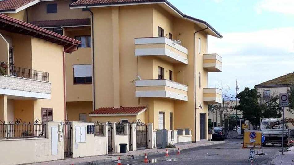 Arborea, luci nuove e risparmio energetico