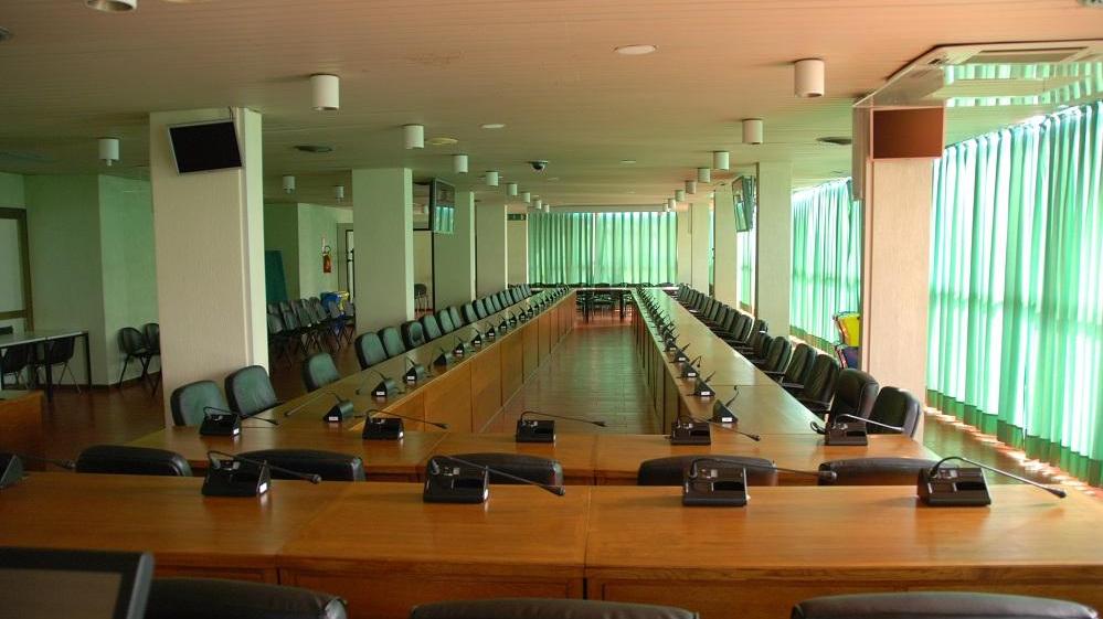 L'acqua dell'Aspo alla villa del sindaco di Olbia: vietato parlarne in consiglio